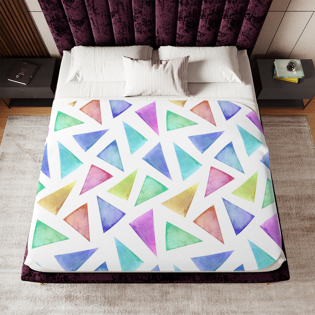 Colorful Watercolor Triangle Sherpa Blanket — Cozy Reversible Throw