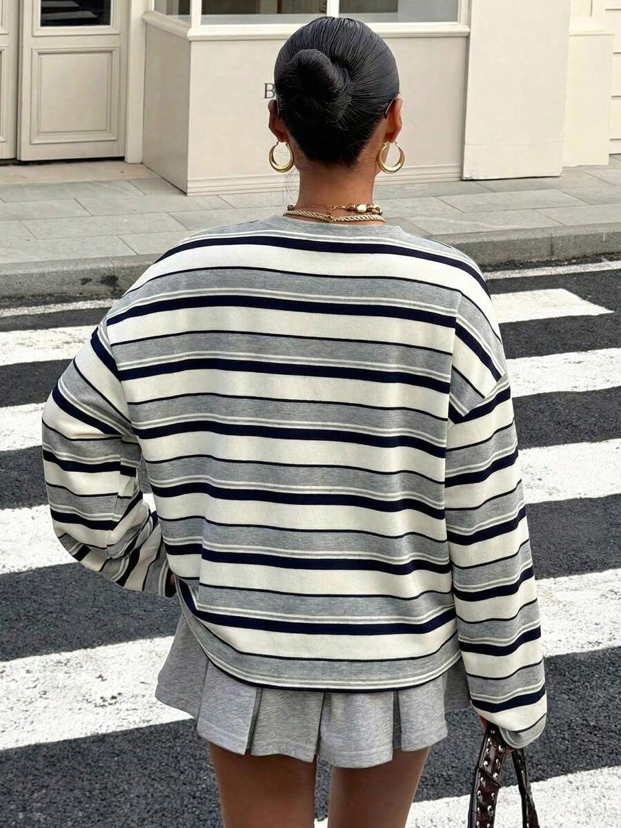 Women's Striped Oversized Pullover Sweatshirt – Round Neck Long Sleeve Top