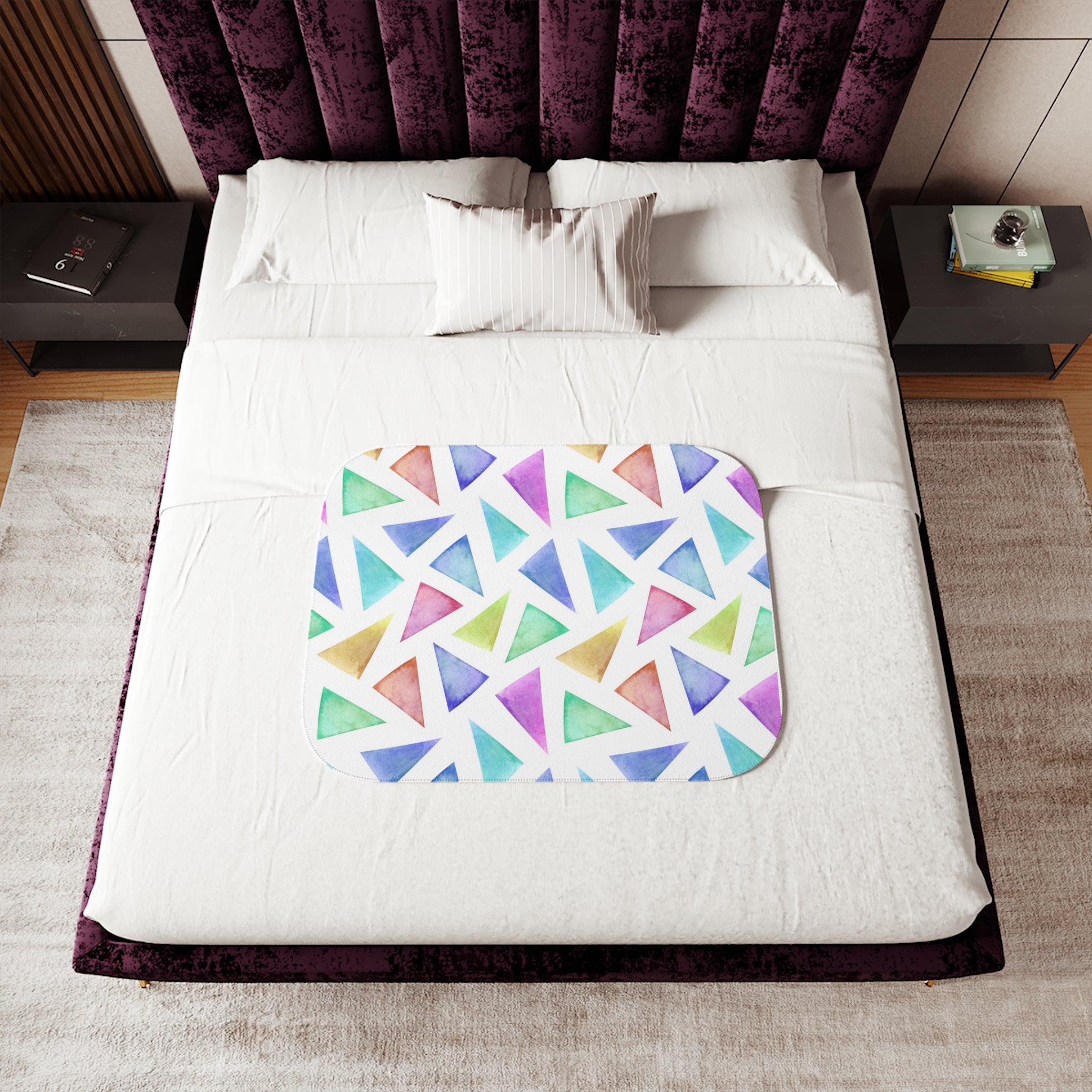 Colorful Watercolor Triangle Sherpa Blanket — Cozy Reversible Throw